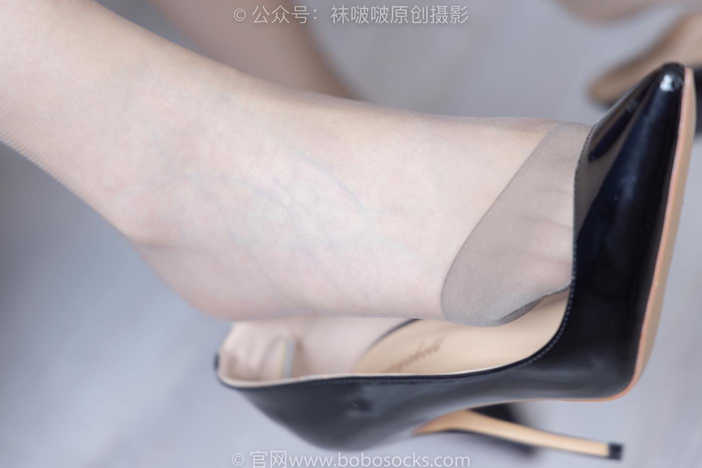 图片[81]-[BoBoSocks袜啵啵]NO.224 小甜豆稚予-高跟鞋、咖啡色丝袜、裸足、ol制服[169P] – 速更版-美库