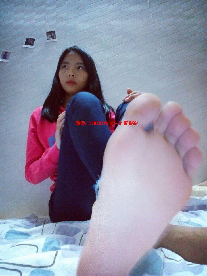 图片[11]-FCMZ原创学生足模摄影 No.019 咕噜 [72P] – 速更版-美库
