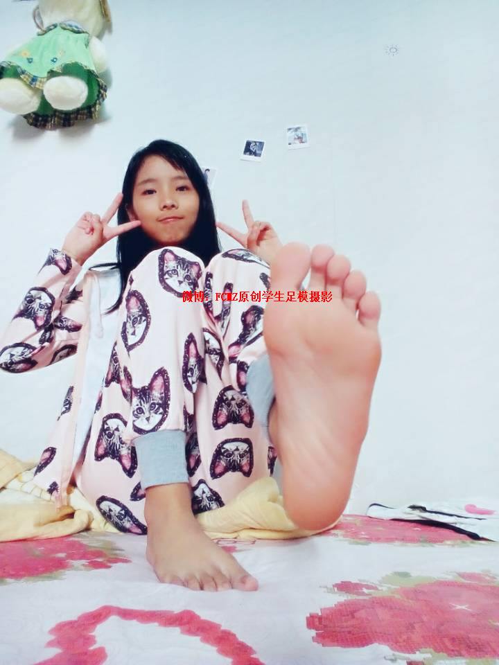 图片[37]-FCMZ原创学生足模摄影 No.019 咕噜 [72P] – 速更版-美库