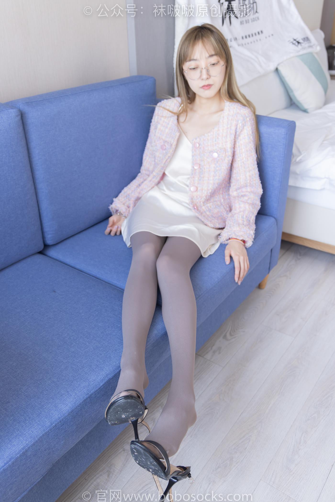 图片[61]-[BoBoSocks袜啵啵]NO.225 稚予-两双高跟鞋、厚灰丝[150P] – 速更版-美库