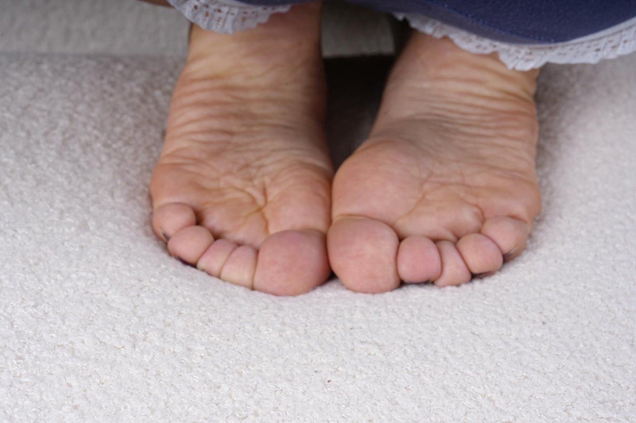 图片[150]-[Sexy Asian Girls Feet]NO.046 美丽的Fluoxetire妹妹展示诱人小脚裸足[176P] – 速更版-美库