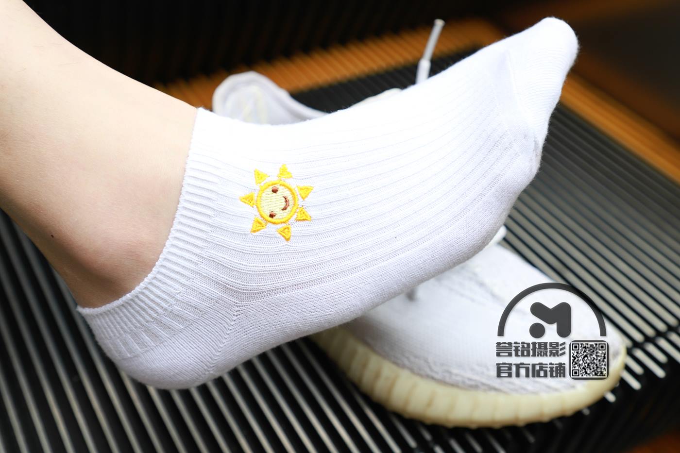 图片[24]-[誉铭传媒]袜足摄影 2020年《10.20 定制作品》[100P] – 速更版-美库