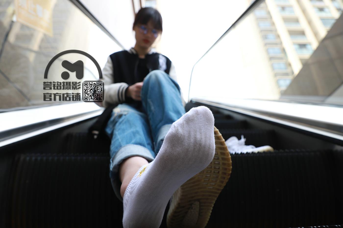 图片[34]-[誉铭传媒]袜足摄影 2020年《10.20 定制作品》[100P] – 速更版-美库