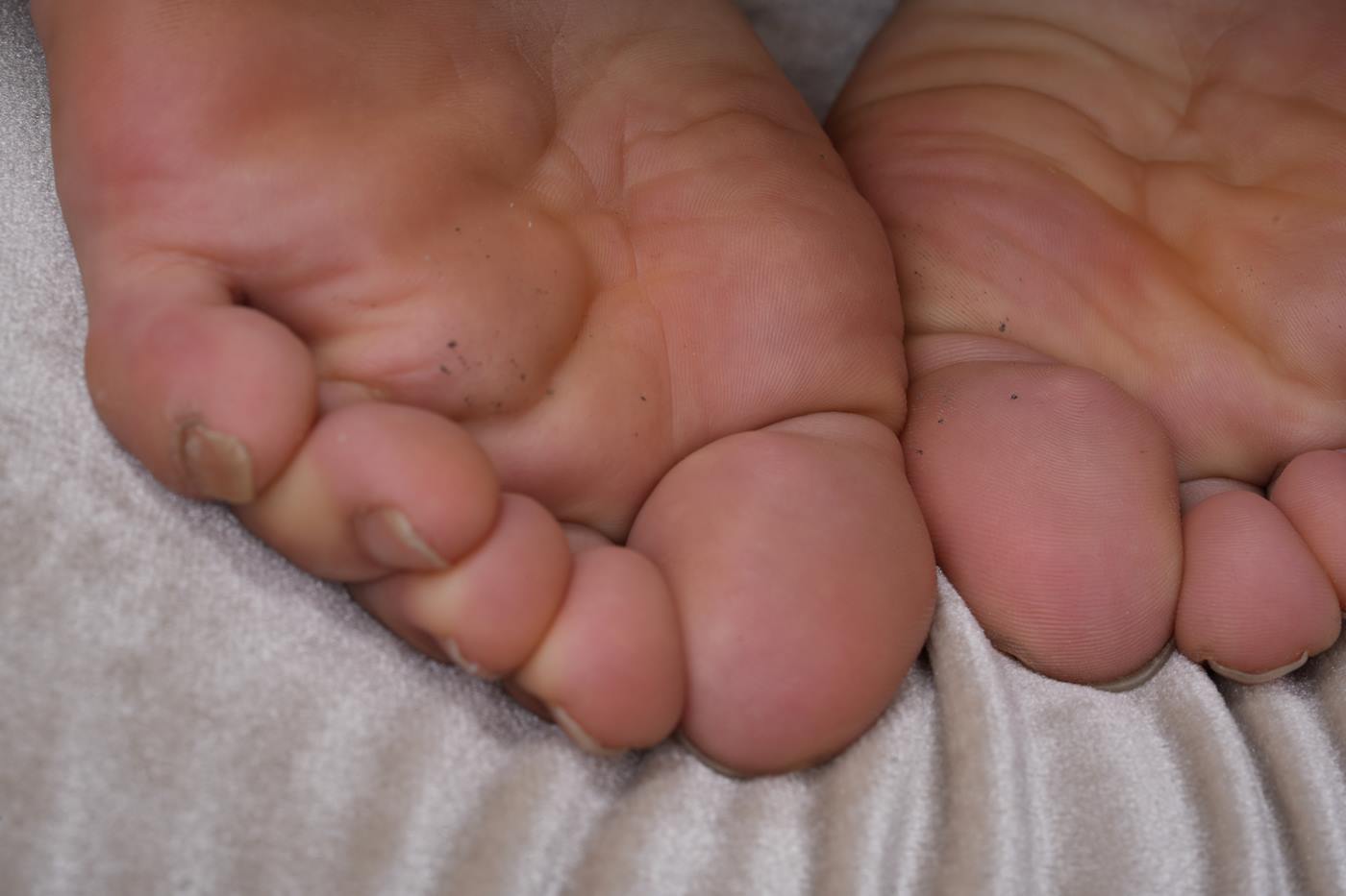 图片[72]-[Sexy Asian Girls Feet]NO.047-茜茜展示她的挺脏小脚丫[139P] – 速更版-美库