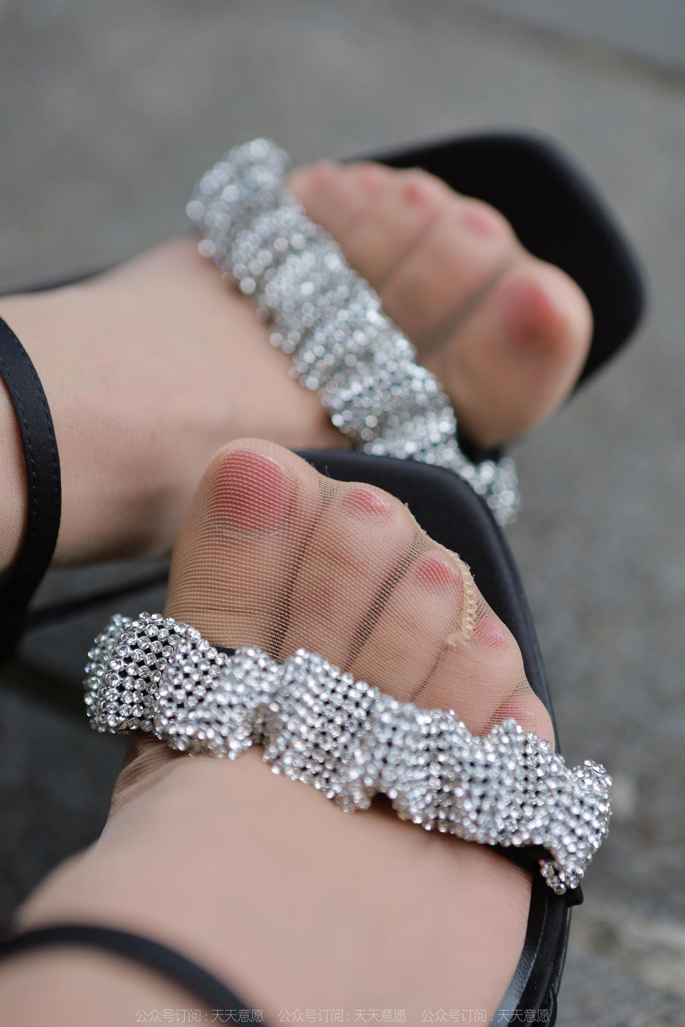 图片[32]-[IESS异思趣向] 2022.11.08 丝享家1262：团团《高叉长腿》[88P] – 速更版-美库