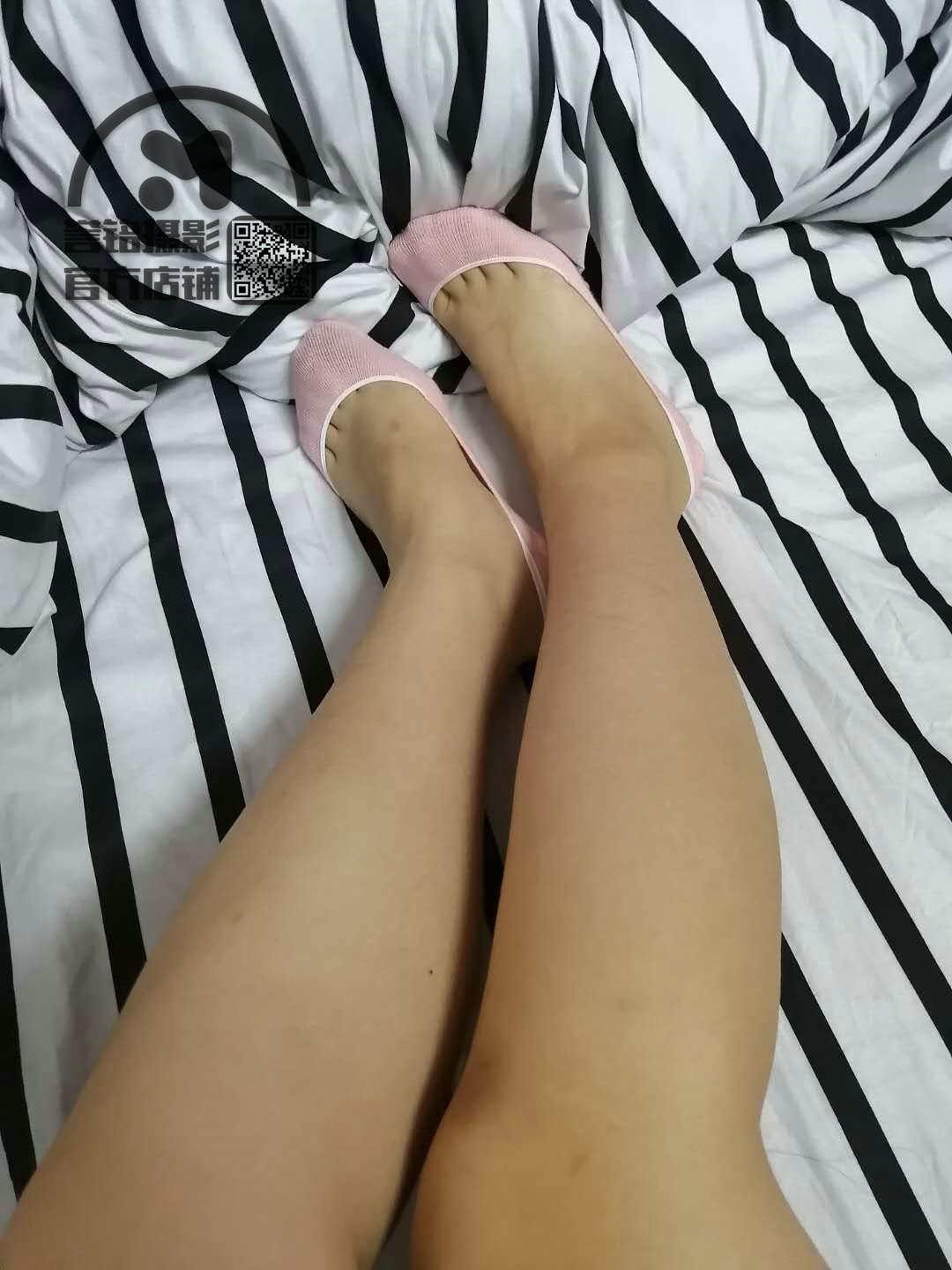 图片[25]-[誉铭传媒]袜足摄影 2020年《10月 幕后作品》[51P] – 速更版-美库