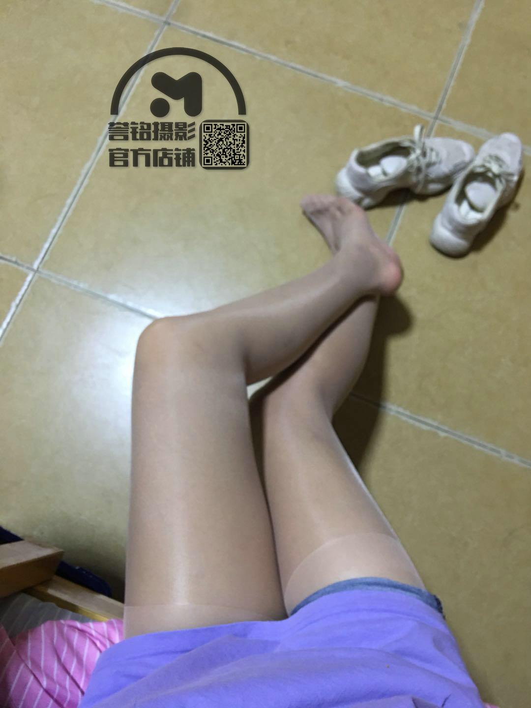 图片[36]-[誉铭传媒]袜足摄影 2020年《10月 幕后作品》[51P] – 速更版-美库