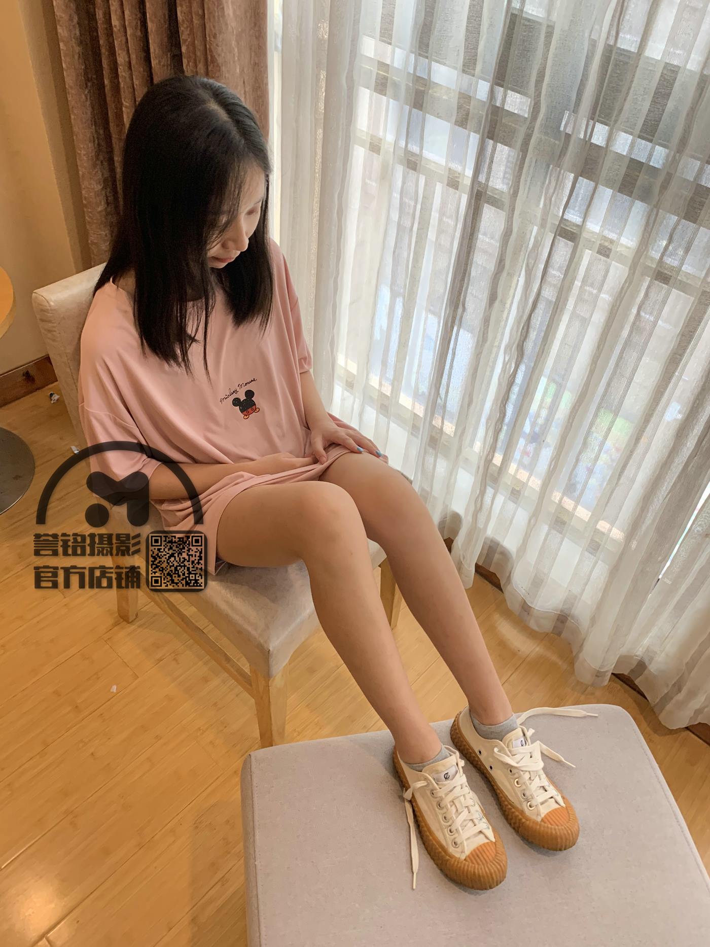 图片[50]-[誉铭传媒]袜足摄影 2020年《10月 幕后作品》[51P] – 速更版-美库