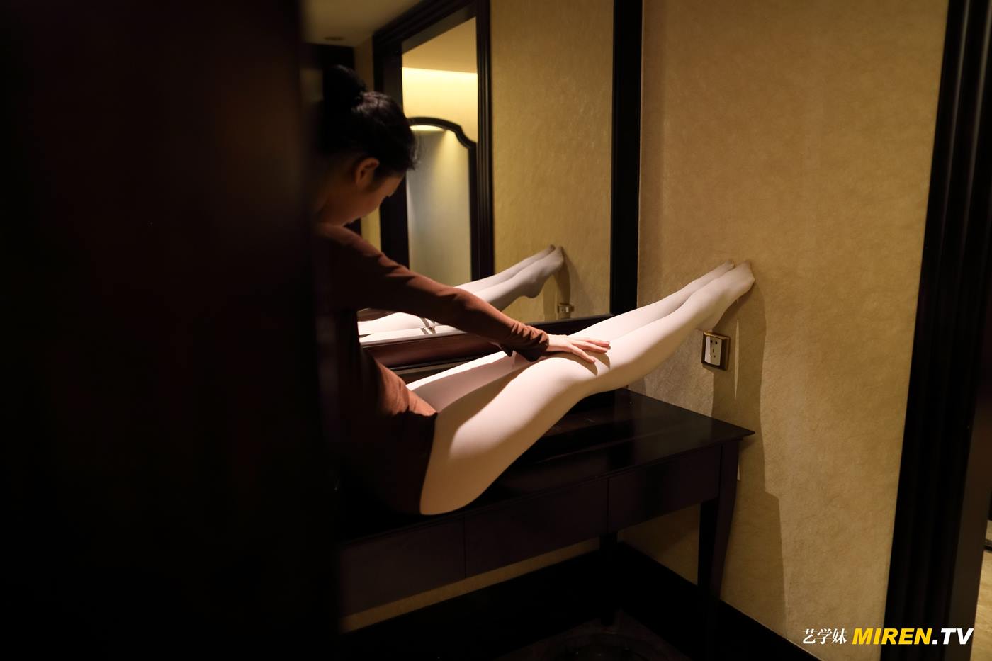 图片[48]-[ROSI艺学妹]2020.02.01 No.064[50+1P] – 速更版-美库