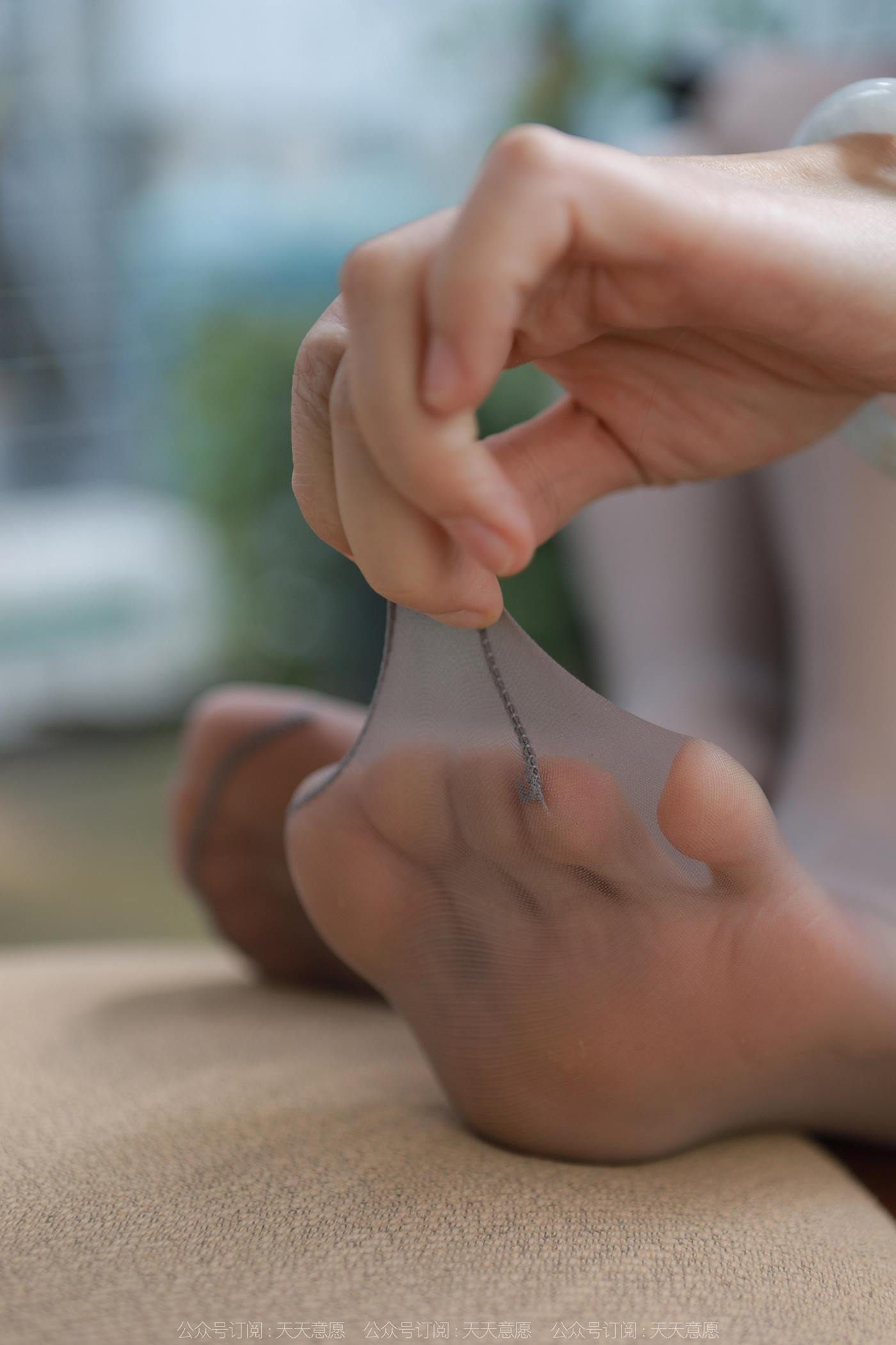 图片[50]-[IESS异思趣向] 2022.11.09 丝享家1263：小婕《树下佳人》[83P] – 速更版-美库