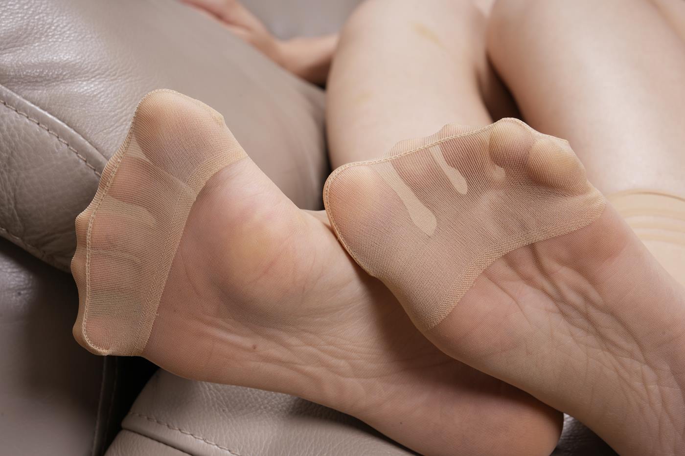 图片[90]-[Sexy Asian Girls Feet]NO.049 xiaodao展示她的性感的39码大脚丫[123P] – 速更版-美库