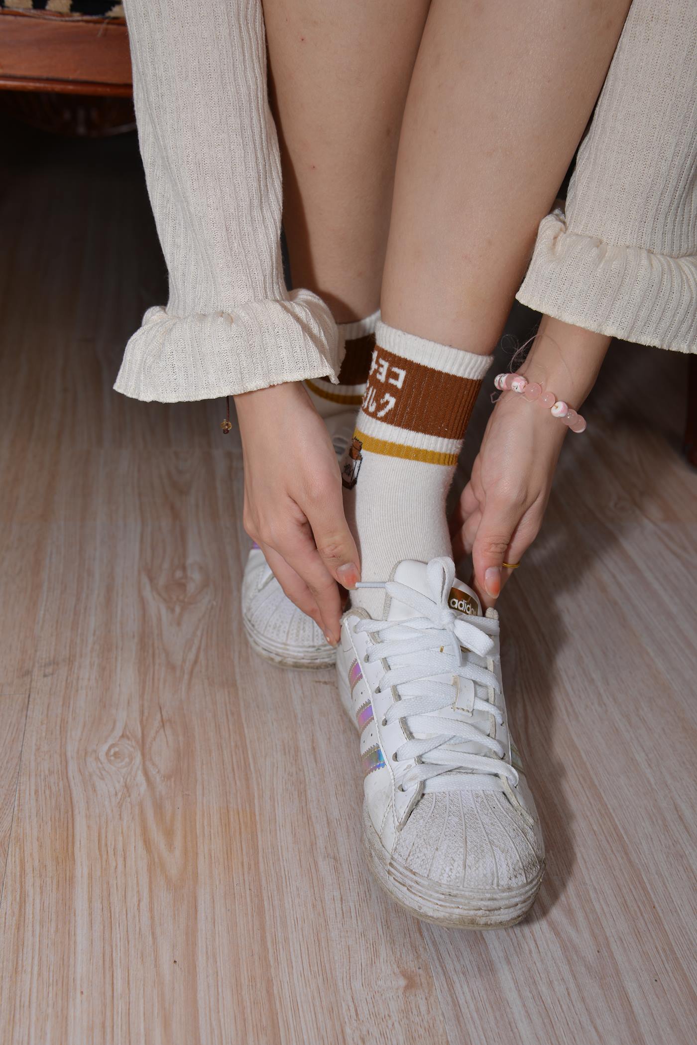 图片[61]-[Sexy Asian Girls Feet]NO.052 可爱的小女生冰凌性感36码小脚丫棉袜[192P] – 速更版-美库