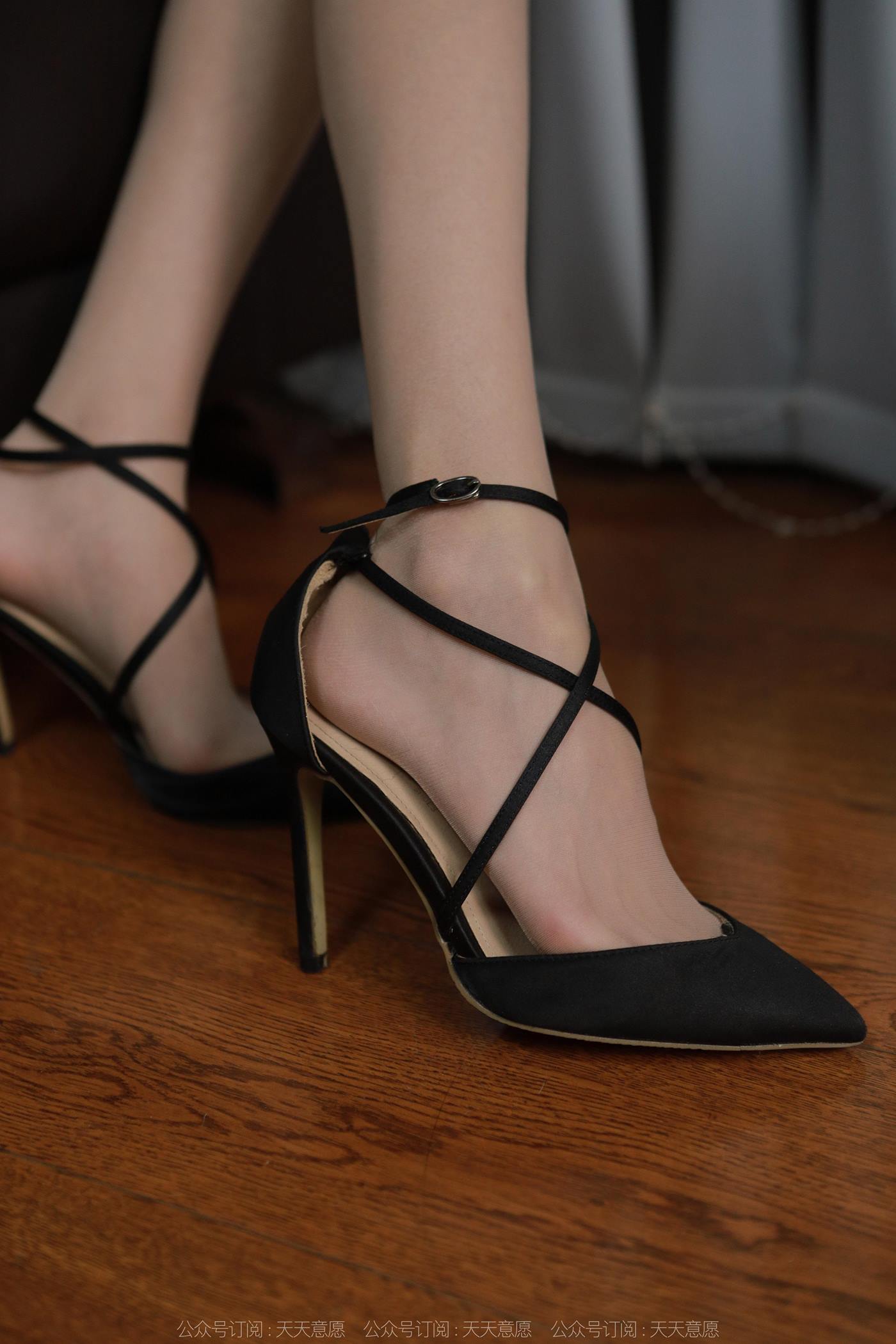 图片[26]-[IESS异思趣向] 2022.11.13 丝享家1267：团团《蓝色包臀裙》[87P] – 速更版-美库