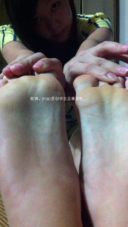 图片[21]-FCMZ原创学生足模摄影 No.025 苦苦 [39P] – 速更版-美库