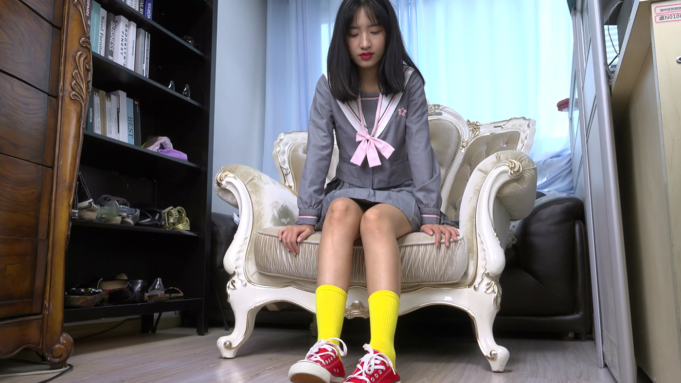 图片[42]-[Sexy Asian Girls Feet]NO.054 雪菲脱掉帆布鞋把脚纹路给你看[227P] – 速更版-美库