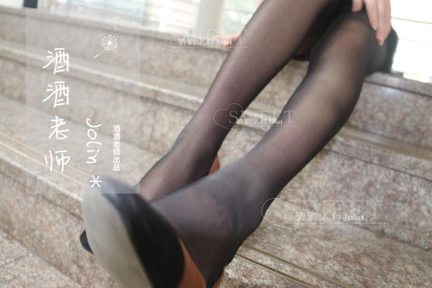 图片[48]-美腿博主@酒酒老师 酒酒老师和教室更配 [59P] – 速更版-美库