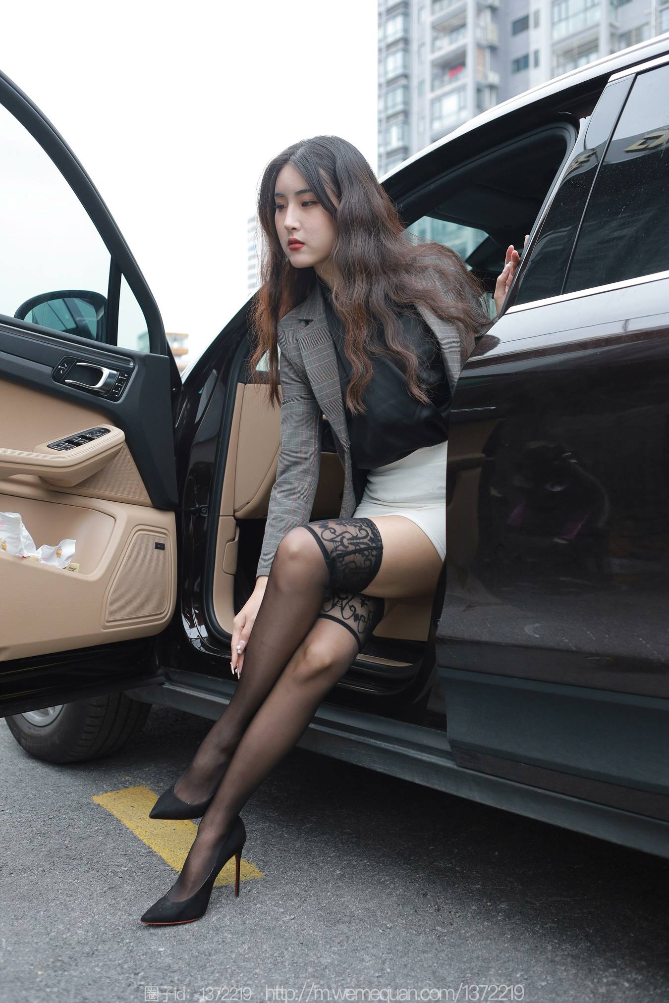 图片[44]-[IESS异思趣向] 耽丝 230119小宝 [86P] – 速更版-美库