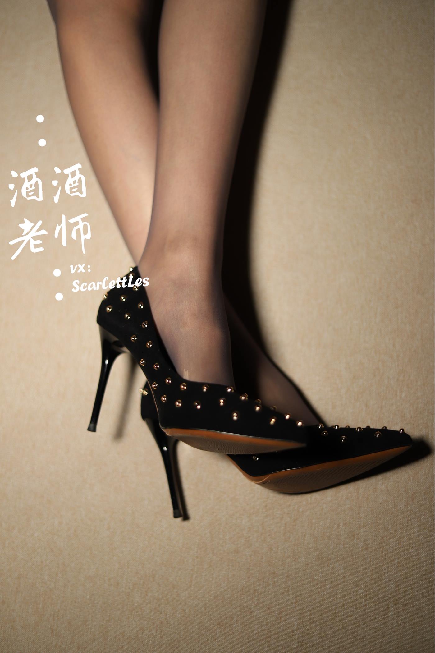 图片[52]-美腿博主@酒酒老师 流连优雅灰丝丛中 [53P] – 速更版-美库