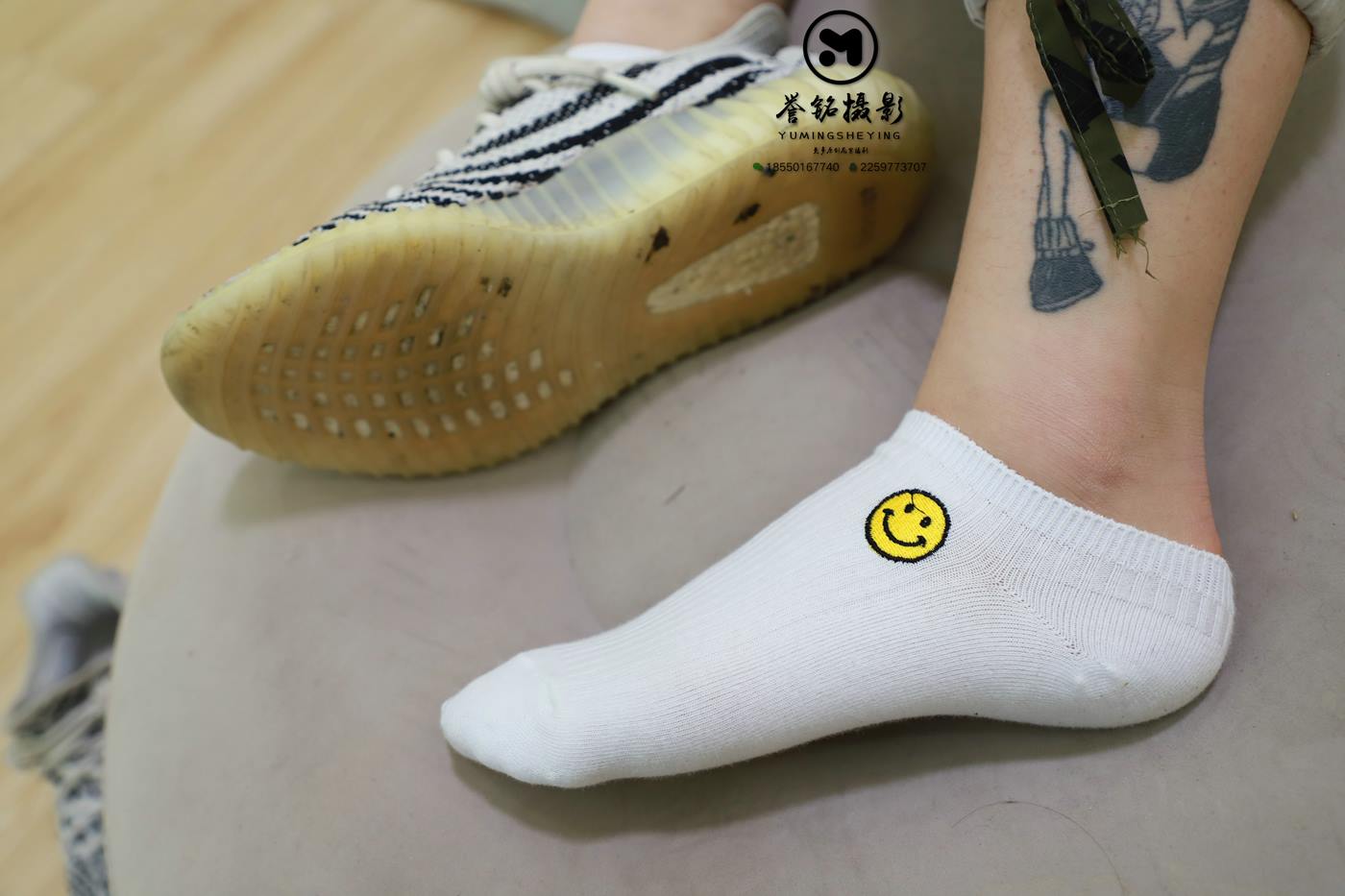 图片[23]-[誉铭传媒]袜足摄影 2020年《客户群第一套作品》[100P] – 速更版-美库