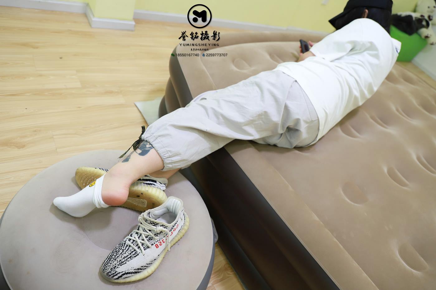 图片[28]-[誉铭传媒]袜足摄影 2020年《客户群第一套作品》[100P] – 速更版-美库