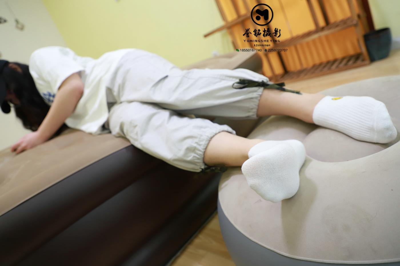 图片[43]-[誉铭传媒]袜足摄影 2020年《客户群第一套作品》[100P] – 速更版-美库