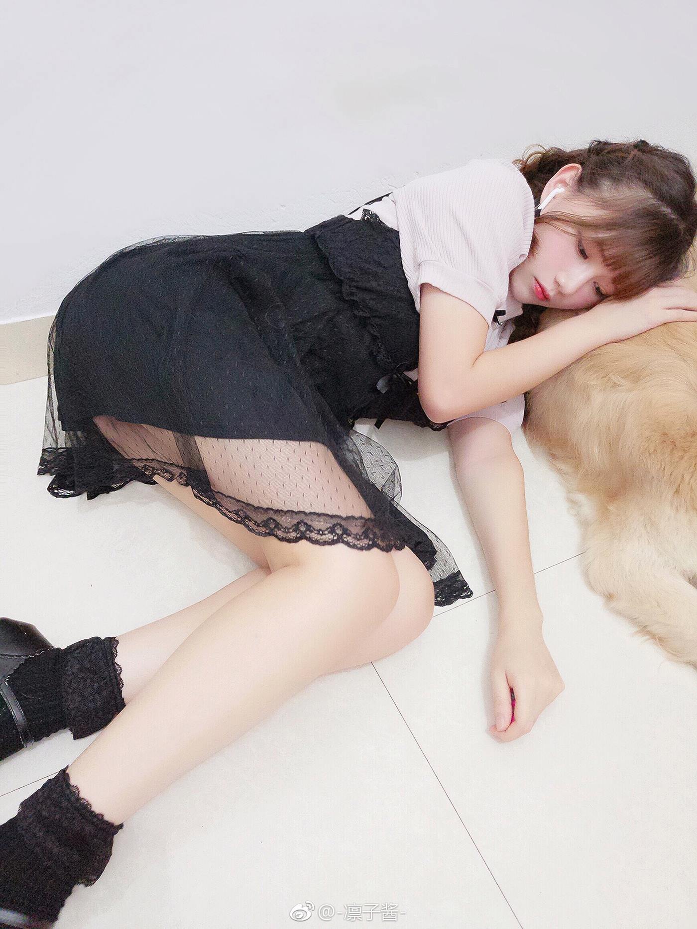 图片[15]-凛子酱  – 微博写真合集 2018WB [78P] – 速更版-美库