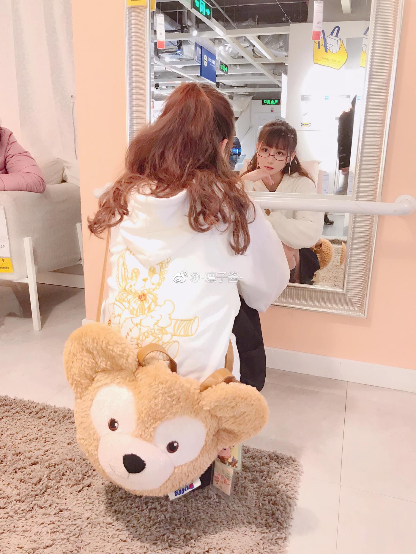 图片[39]-凛子酱  – 微博写真合集 2018WB [78P] – 速更版-美库