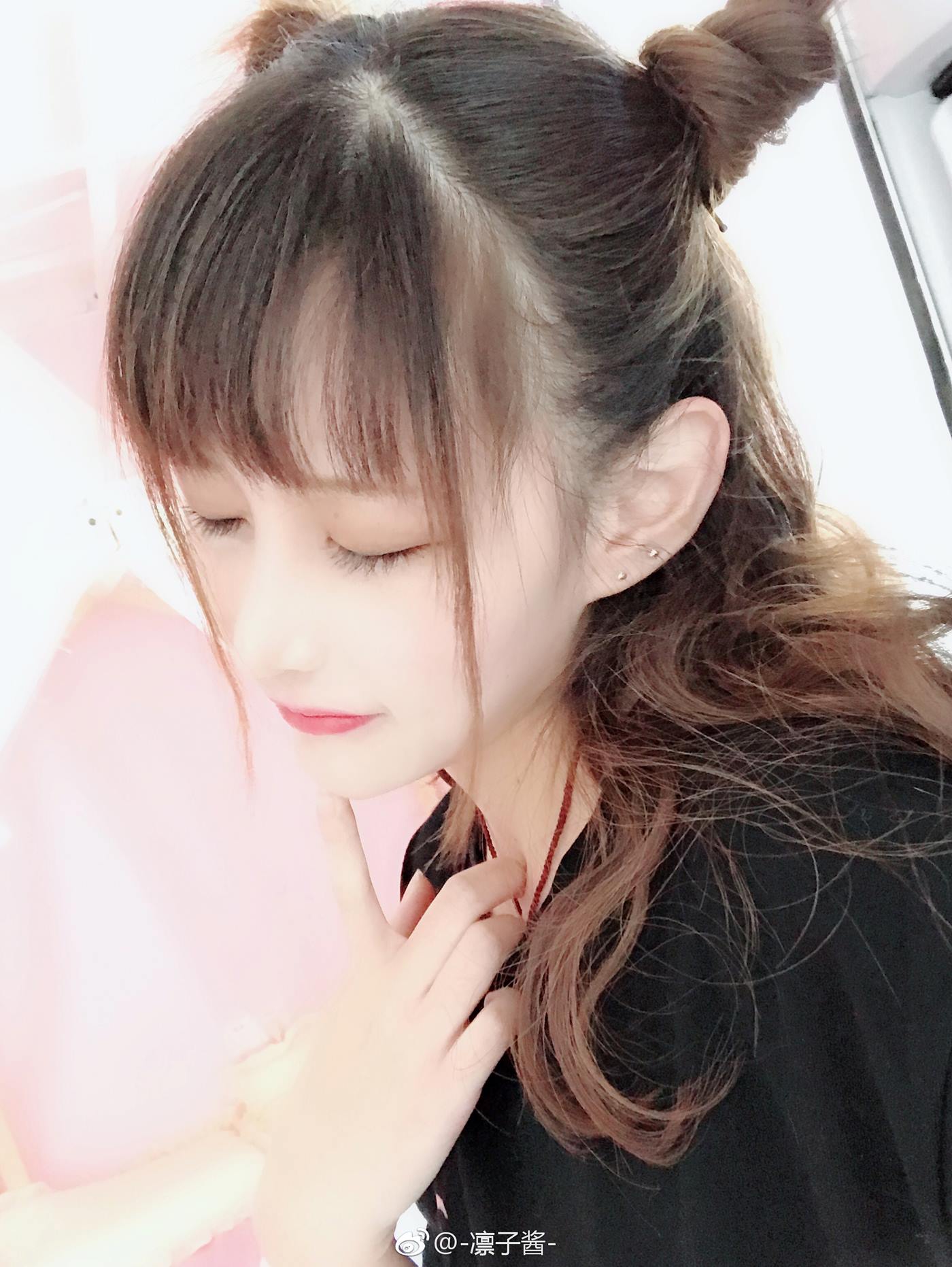 图片[64]-凛子酱  – 微博写真合集 2018WB [78P] – 速更版-美库