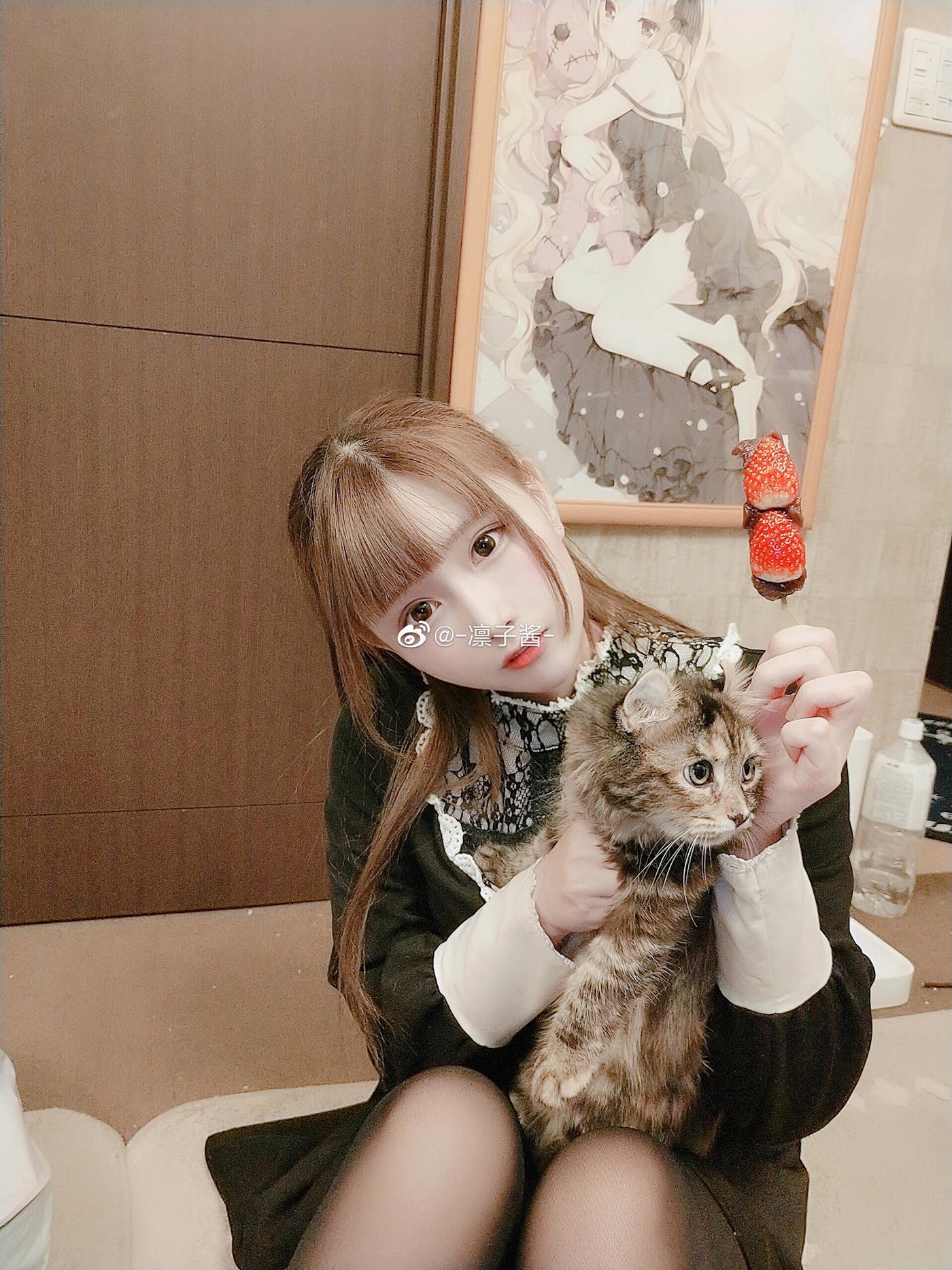 图片[65]-凛子酱  – 微博写真合集 2019WB [119P] – 速更版-美库