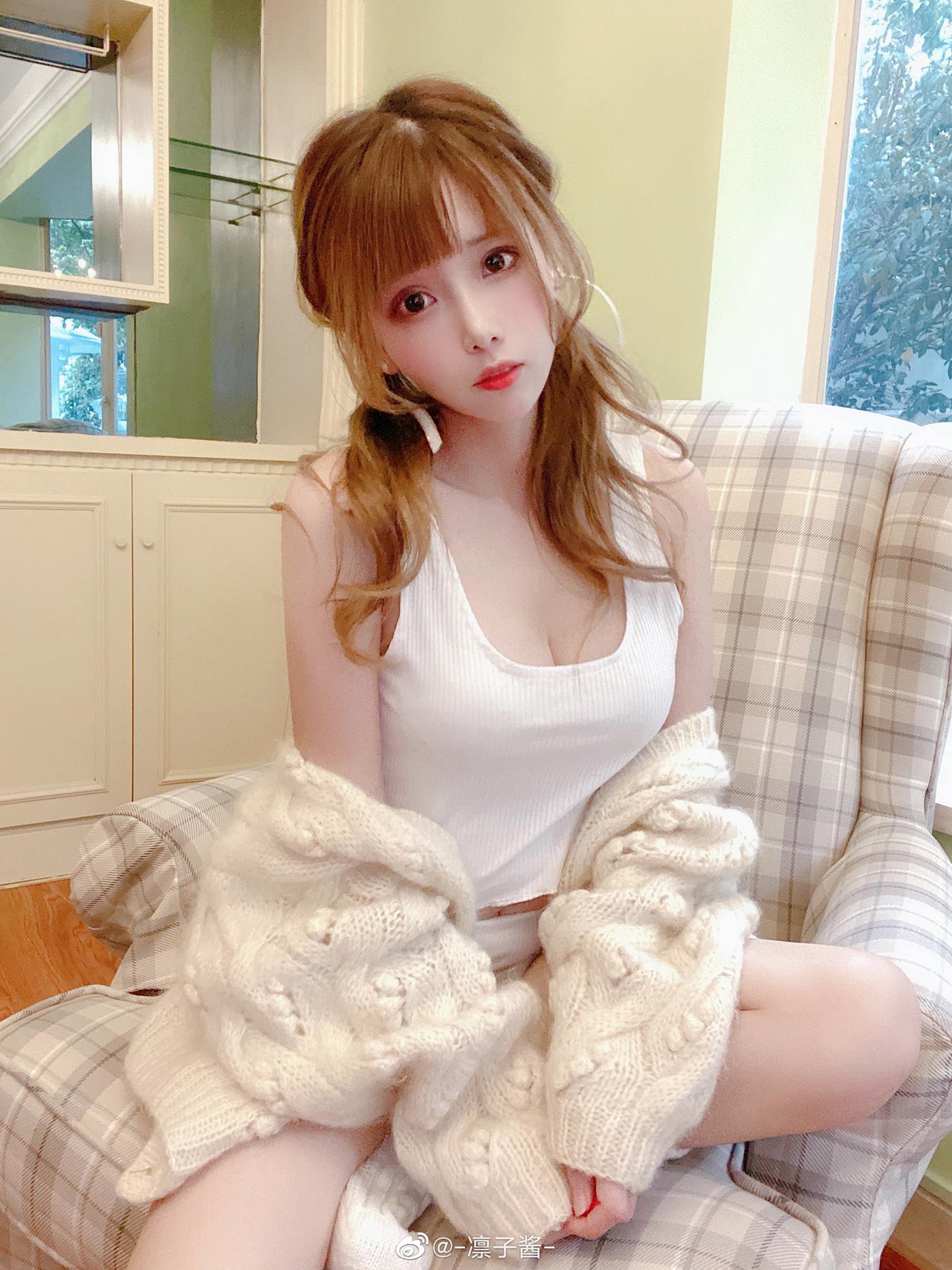 图片[41]-凛子酱  – 微博写真合集 2020WB [286P] – 速更版-美库