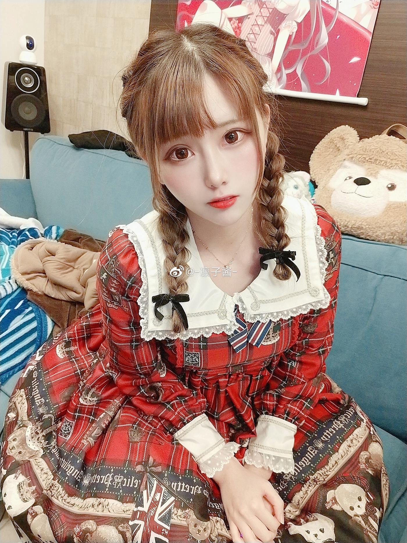 图片[56]-凛子酱  – 微博写真合集 2020WB [286P] – 速更版-美库