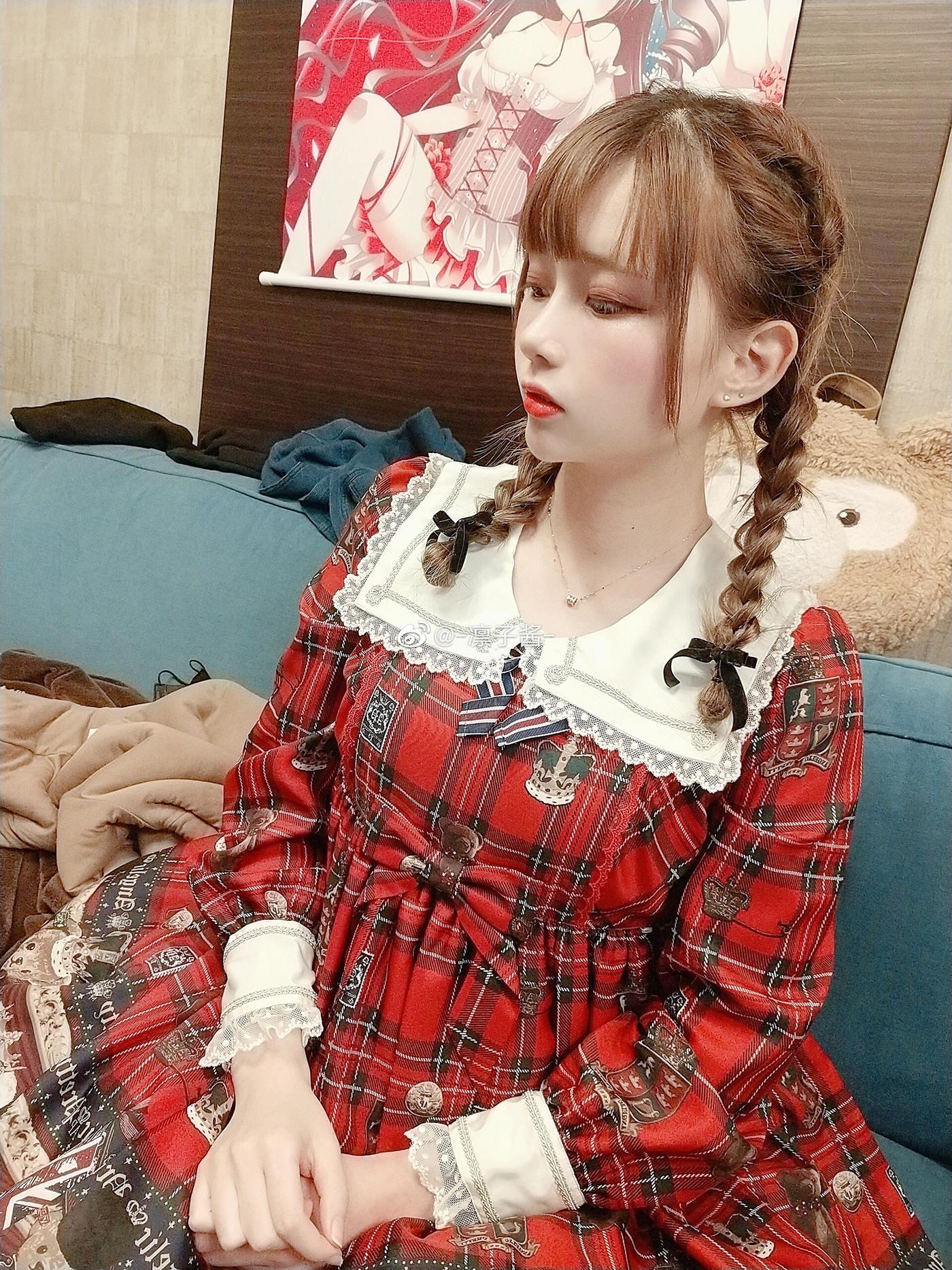 图片[57]-凛子酱  – 微博写真合集 2020WB [286P] – 速更版-美库