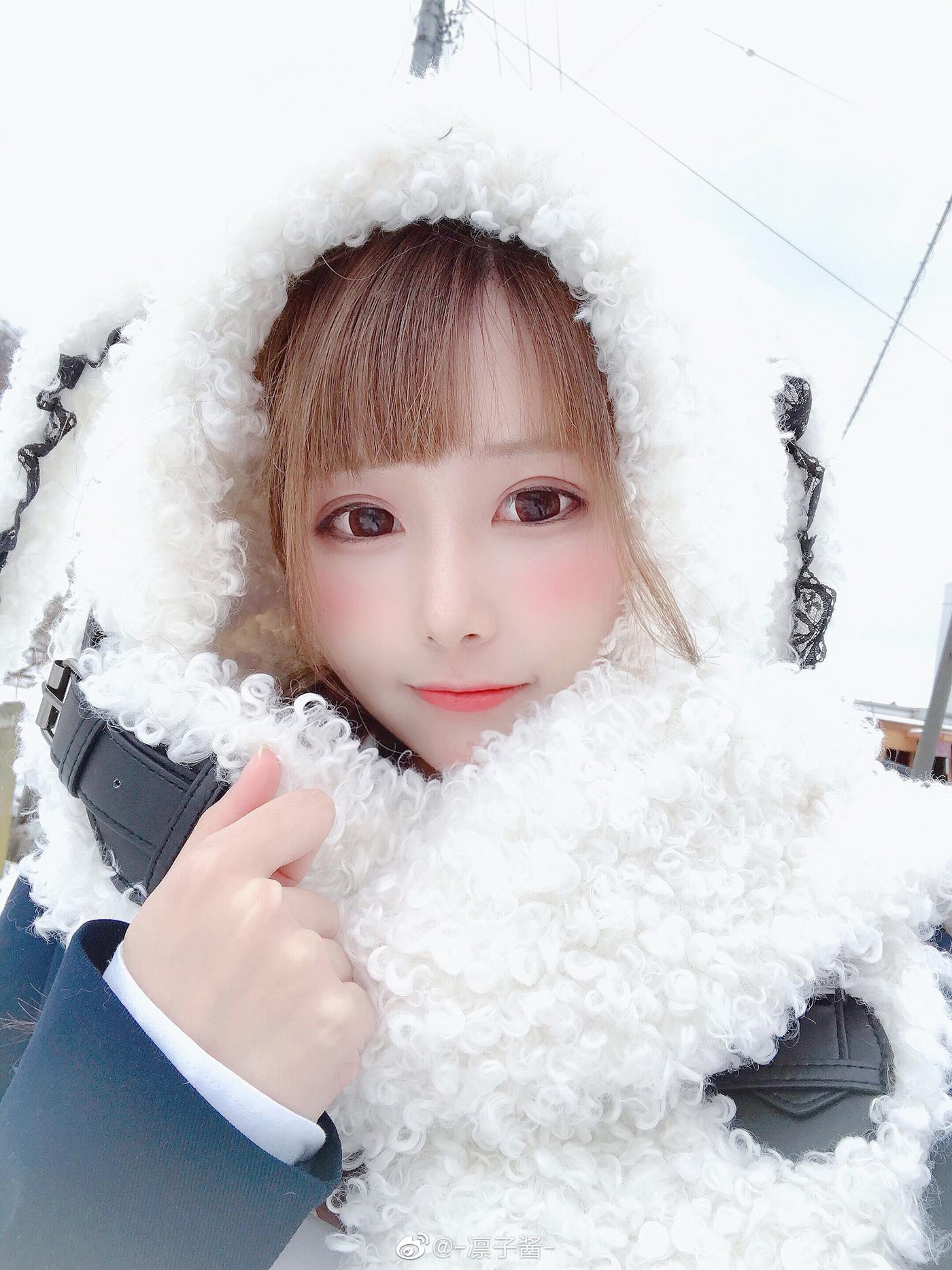 图片[70]-凛子酱  – 微博写真合集 2020WB [286P] – 速更版-美库