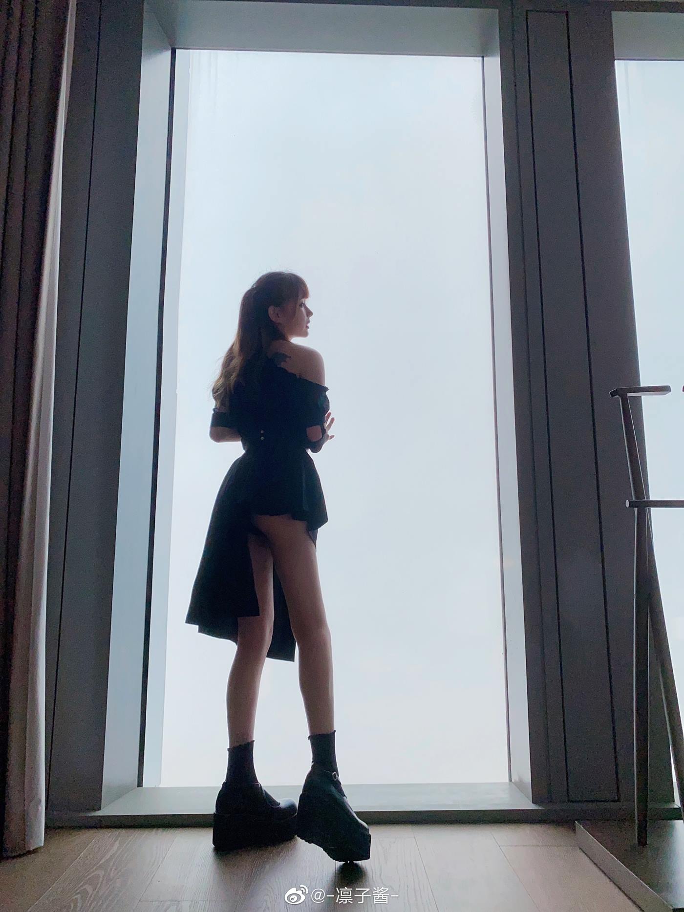 图片[77]-凛子酱  – 微博写真合集 2020WB [286P] – 速更版-美库