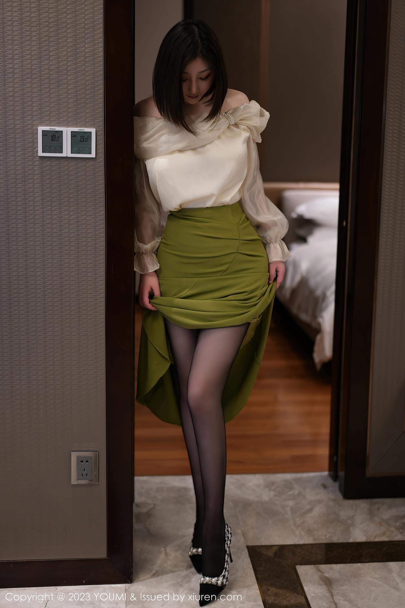 图片[23]-[YOUMI尤蜜荟] 2023.05.19 VOL.940 妲己_Toxic 黑丝短裙[30P] – 速更版-美库