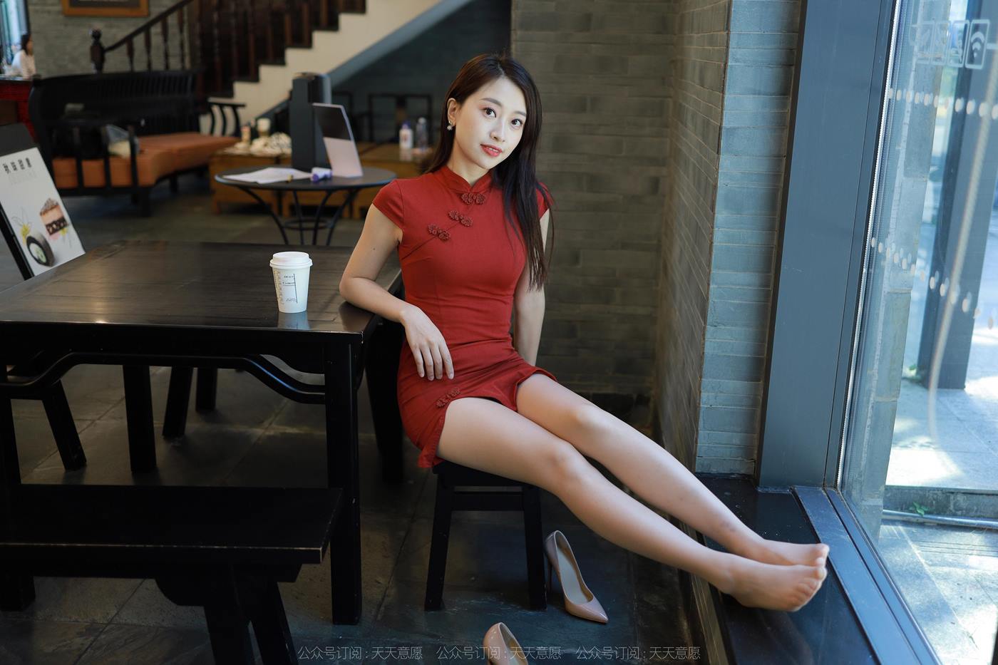 图片[33]-[IESS异思趣向] 2022.11.20 丝享家1274：小婕《红色玫瑰》[85P] – 速更版-美库