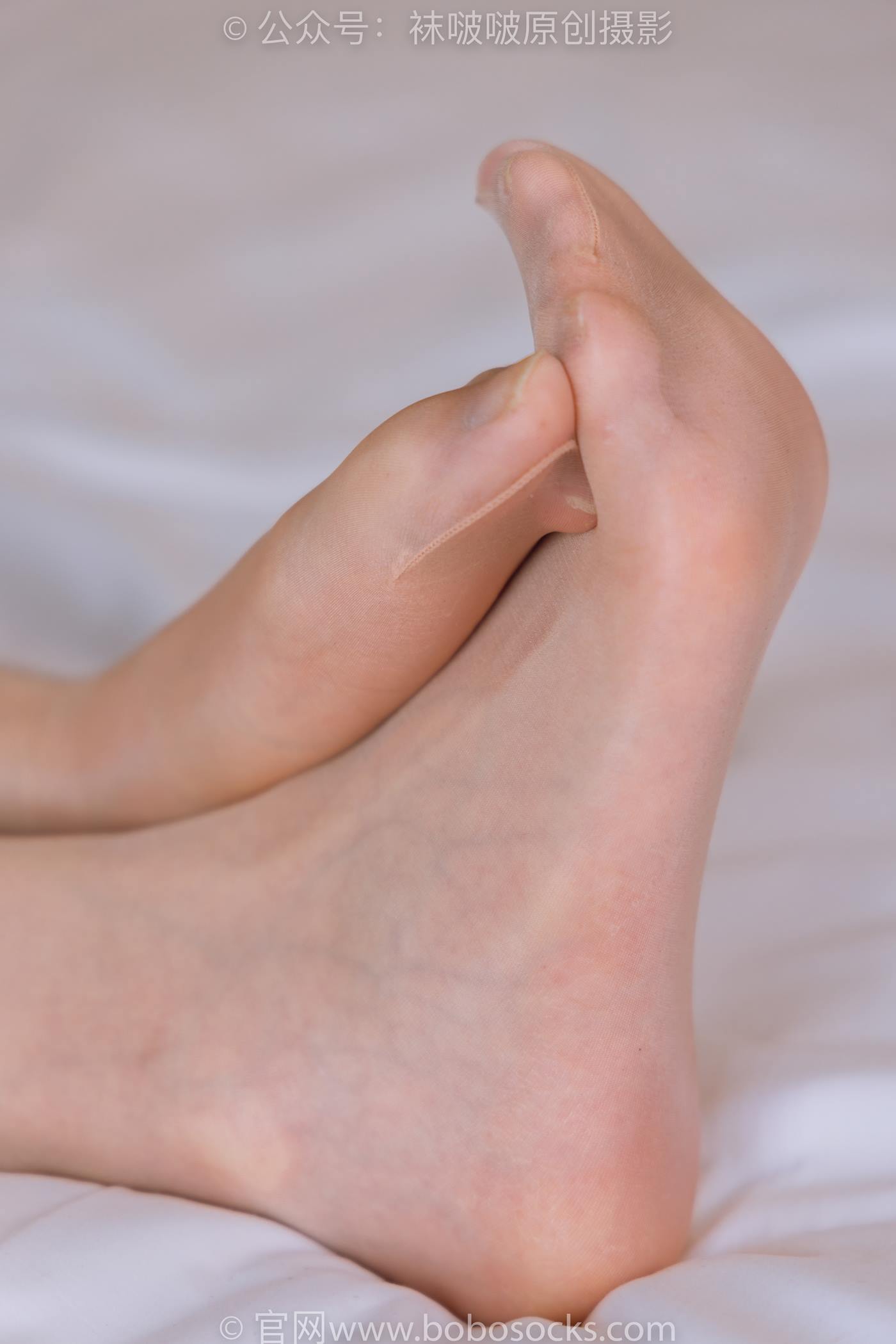 图片[117]-[BoBoSocks袜啵啵]NO.230 小甜豆-两双高跟鞋、板鞋、油亮肉丝、油亮白丝[150P] – 速更版-美库