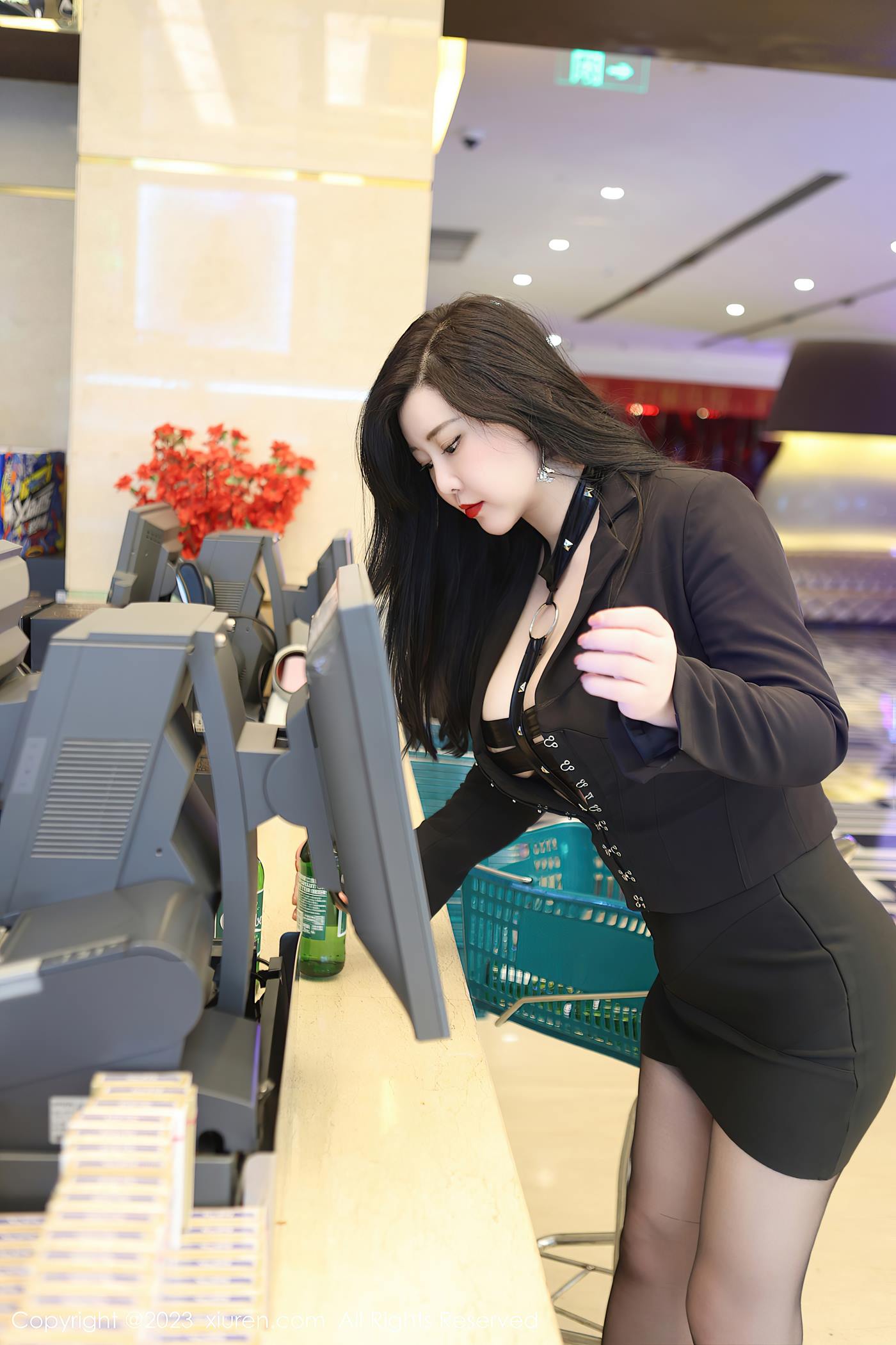 图片[14]-[Xiuren秀人网]2023.05.19 NO.6766 王婉悠Queen[14+1P] – 速更版-美库