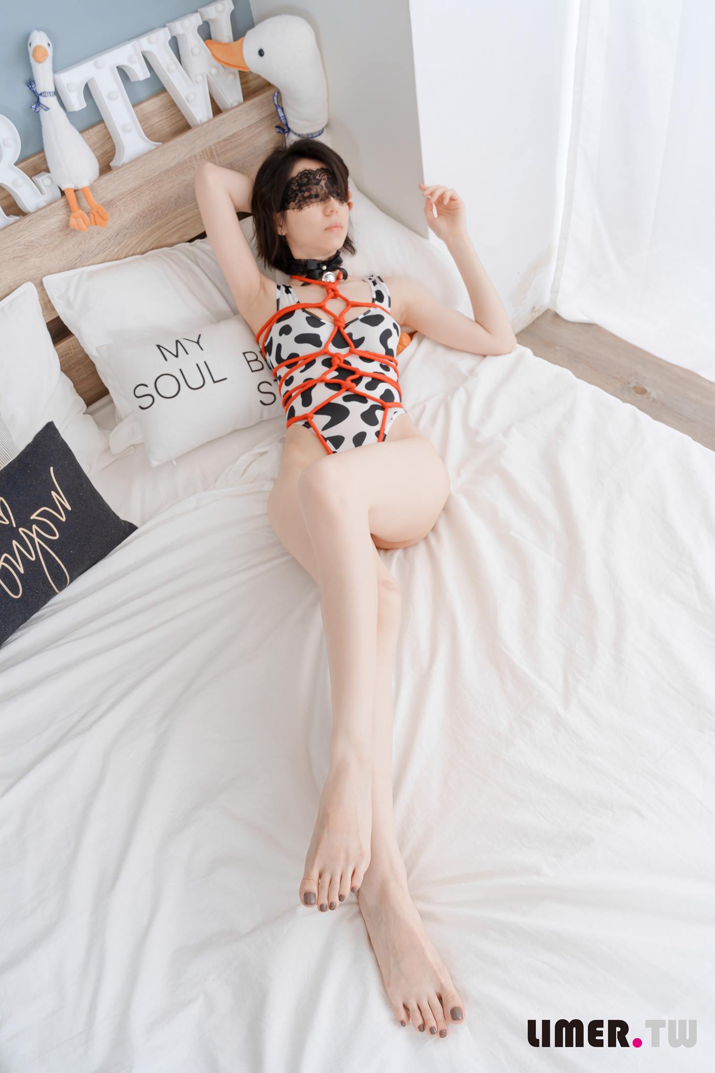 图片[13]-Limerence No.084 Michii 小乳牛翘班被抓包惨遭五花大绑 [59P] – 速更版-美库