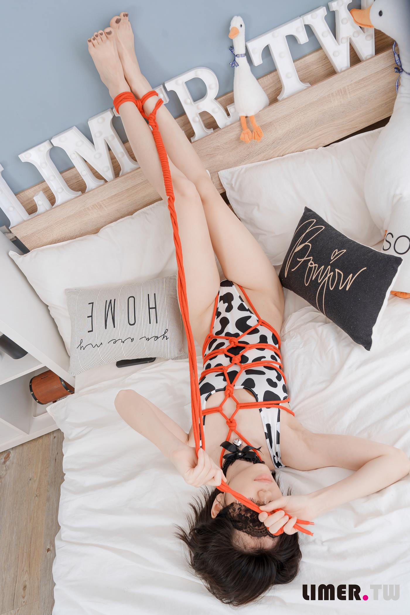 图片[36]-Limerence No.084 Michii 小乳牛翘班被抓包惨遭五花大绑 [59P] – 速更版-美库