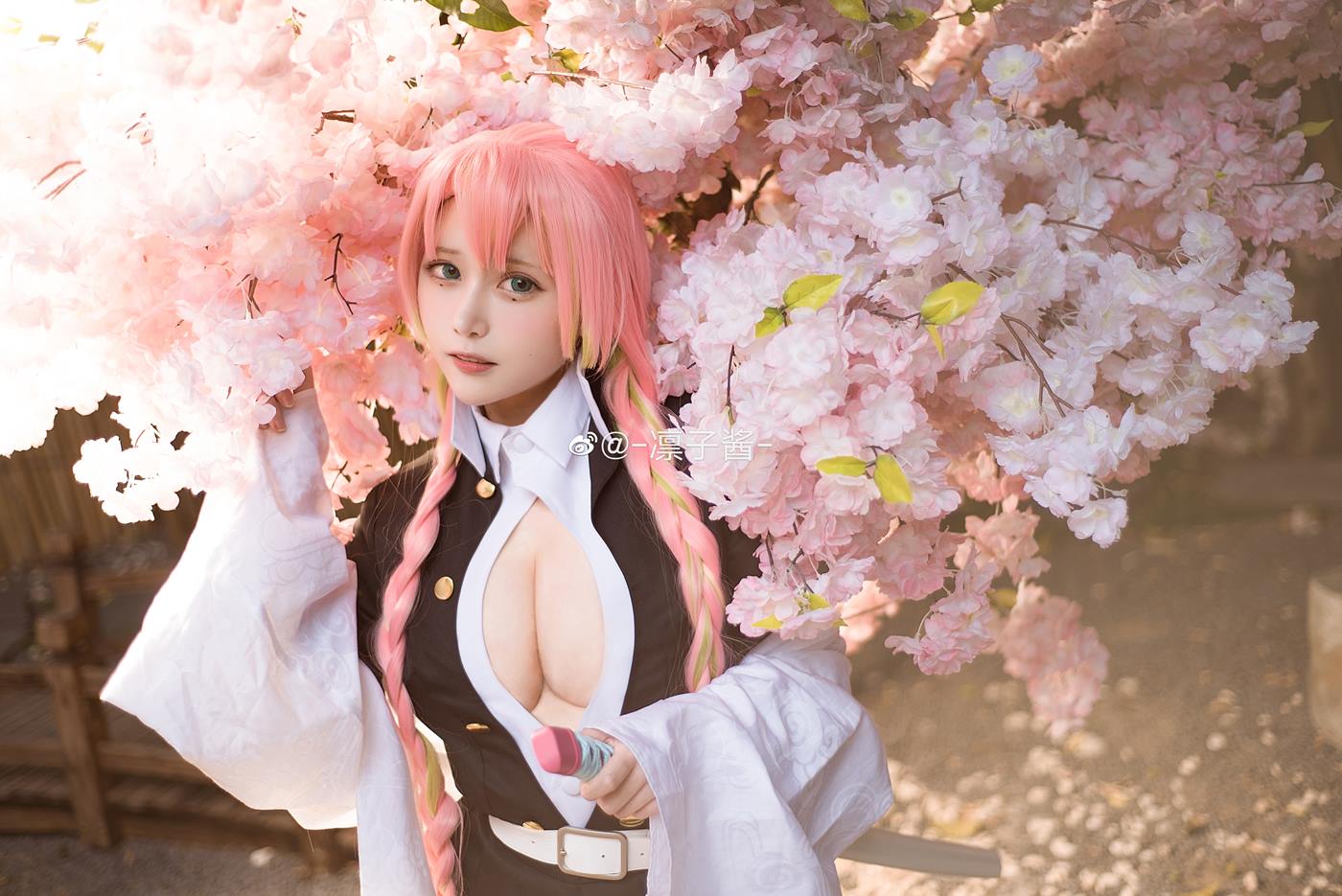 图片[31]-凛子酱  – 微博正片写真合集 2019ZP [302P] – 速更版-美库