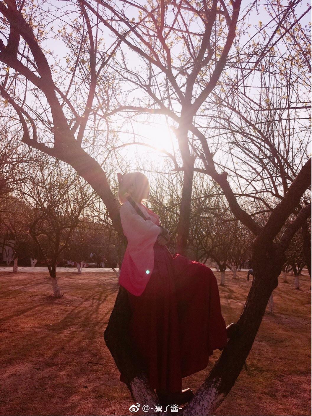 图片[92]-凛子酱  – 微博正片写真合集 2018ZP [98P] – 速更版-美库