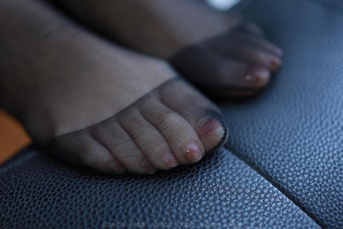 图片[20]-[IESS异思趣向] 2022.11.23 丝享家1277：婉萍《包臀皮裙》[88P] – 速更版-美库