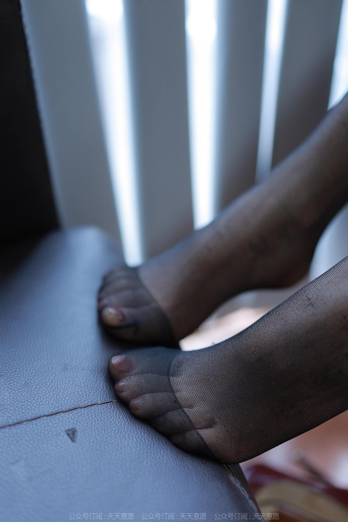 图片[56]-[IESS异思趣向] 2022.11.23 丝享家1277：婉萍《包臀皮裙》[88P] – 速更版-美库