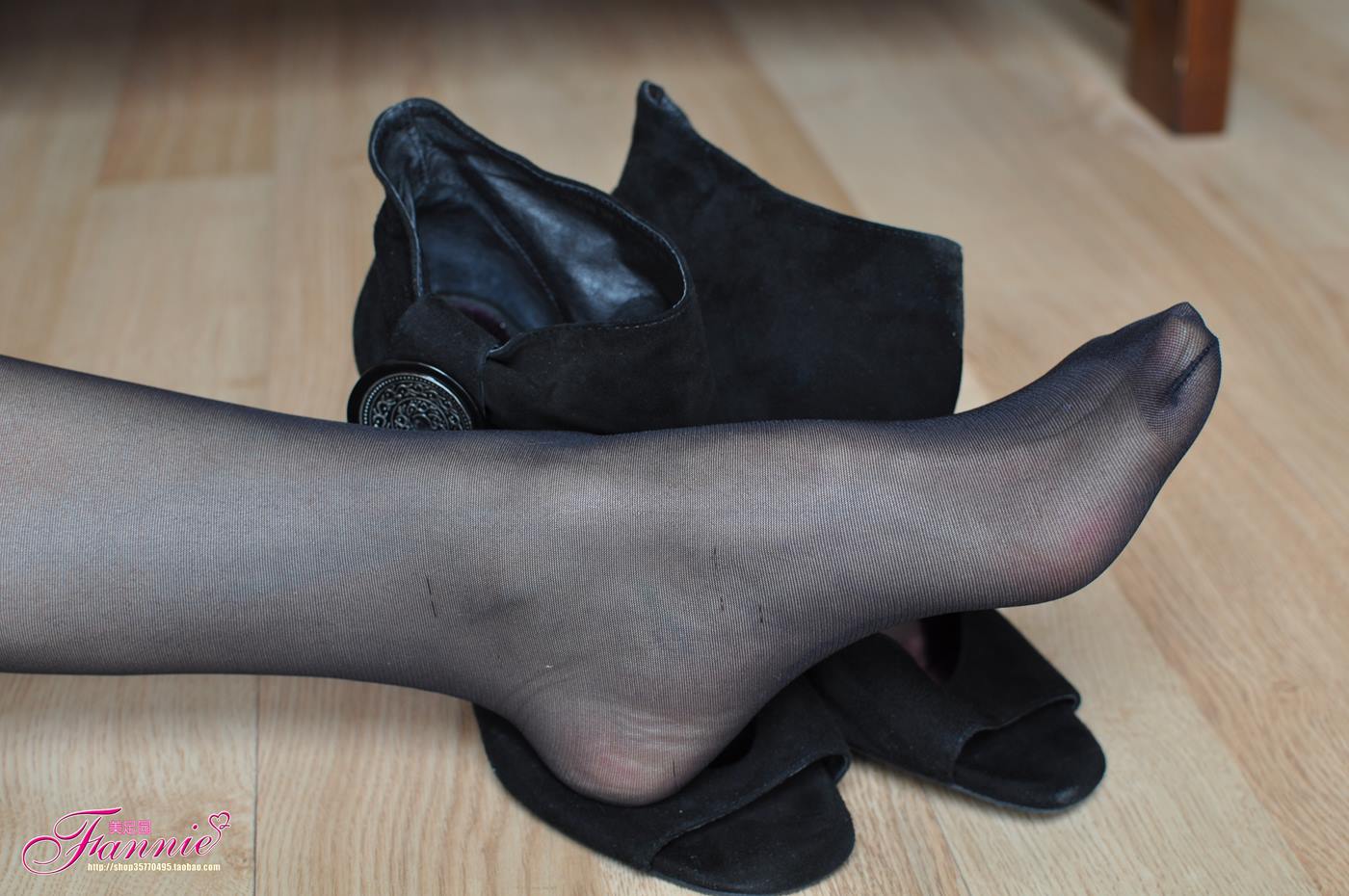 图片[17]-Fannie芬妮每足园 No.101 典雅的高跟黑丝 [62P] – 速更版-美库