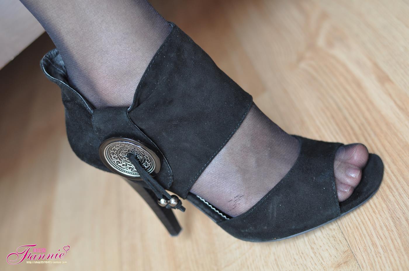 图片[26]-Fannie芬妮每足园 No.101 典雅的高跟黑丝 [62P] – 速更版-美库