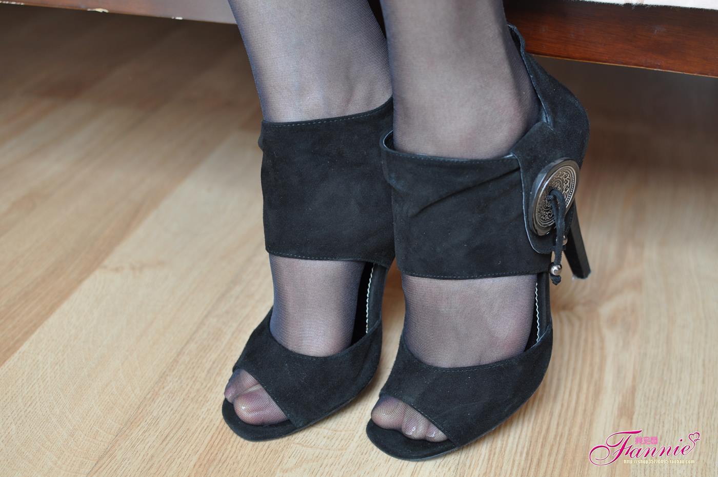 图片[30]-Fannie芬妮每足园 No.101 典雅的高跟黑丝 [62P] – 速更版-美库