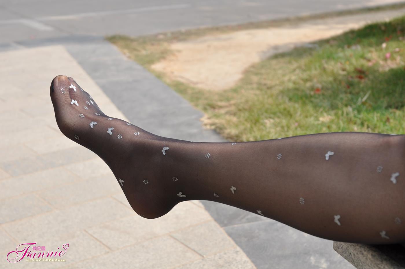 图片[10]-Fannie芬妮每足园 No.102 蝴蝶飞扬 黑丝 [83P] – 速更版-美库