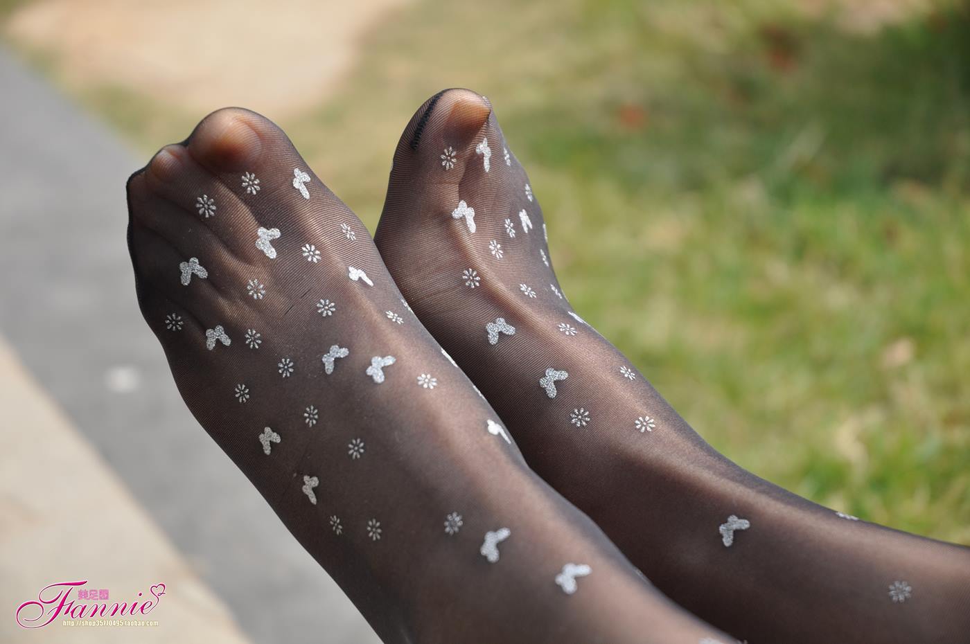 图片[13]-Fannie芬妮每足园 No.102 蝴蝶飞扬 黑丝 [83P] – 速更版-美库