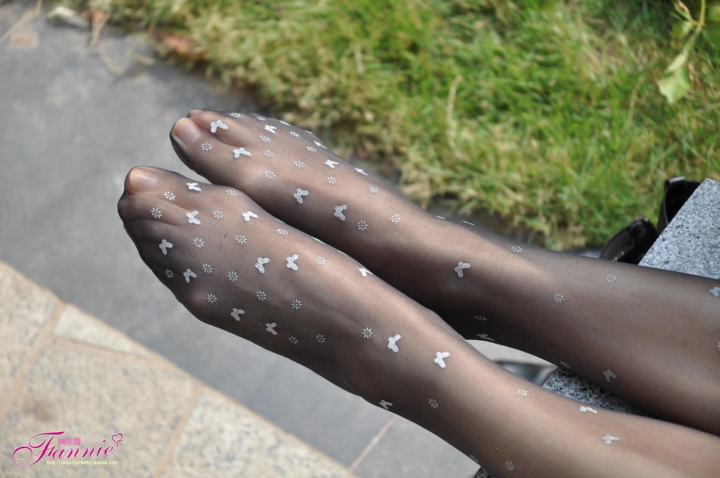 图片[22]-Fannie芬妮每足园 No.102 蝴蝶飞扬 黑丝 [83P] – 速更版-美库